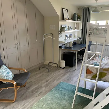 Spacious, Modern For Families In A Shared Family בית אירוח *