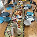 Spacious, Modern For Families In A Shared Family Dublin