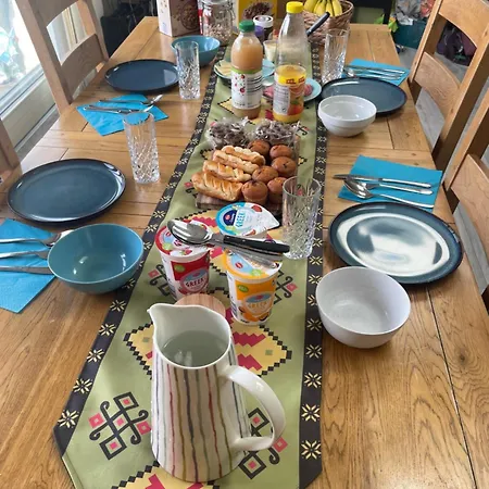 Spacious, Modern For Families In A Shared Family Dublin